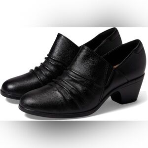 Clarks emilys cove black leather shoes new sz 9 M